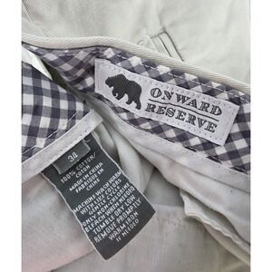 Onward Reserve Shorts Men 34 Flat Front Khaki Beige Golf 7" Inseam Vacation Logo